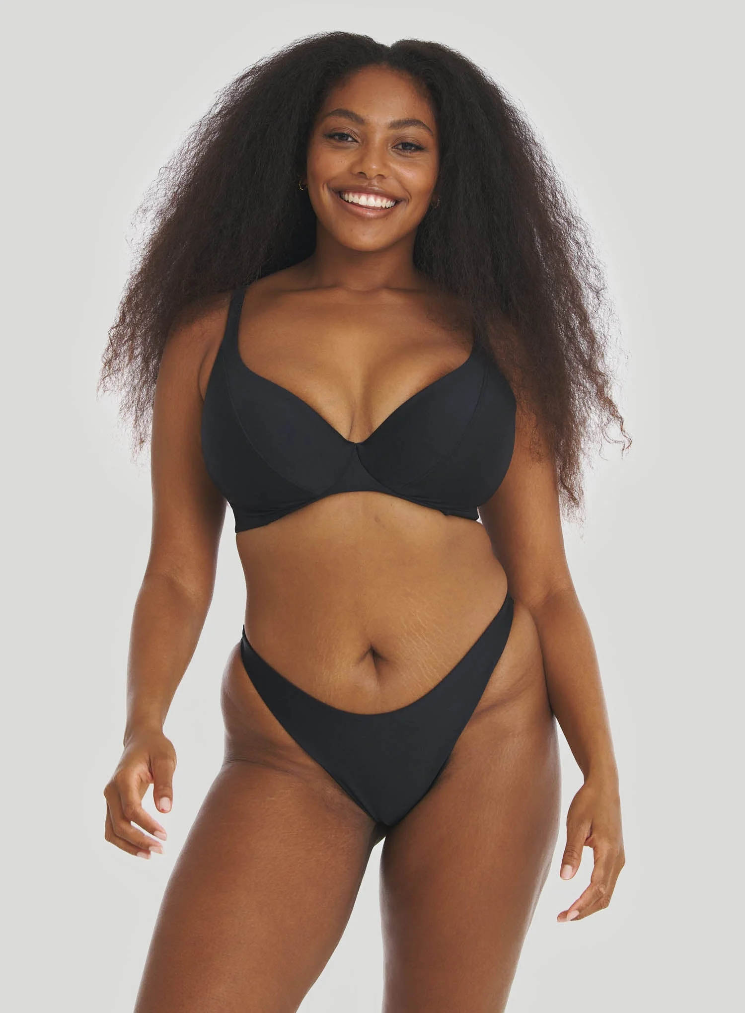 Marvell Lane: Sascha Bikini Top Black