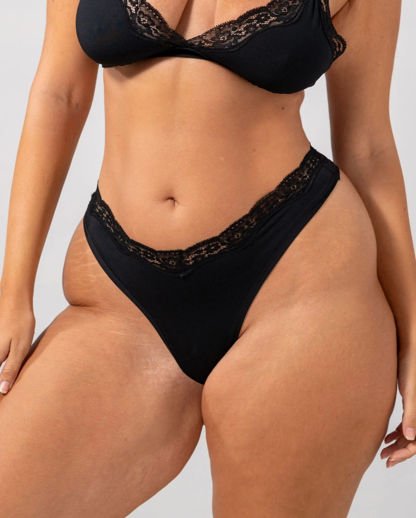 Micro Lace Thong