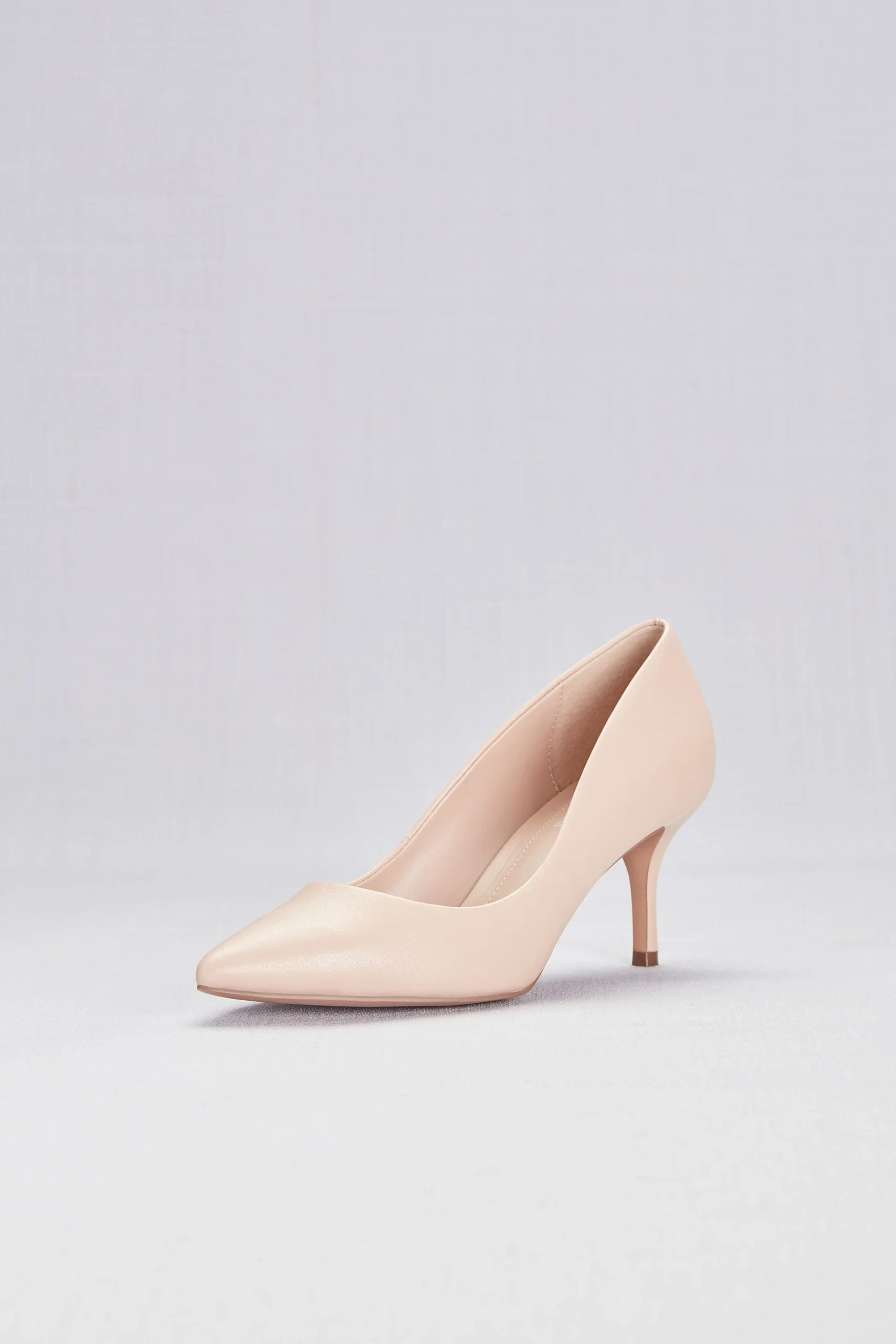 Mid-Heel Pointy Toe Pumps