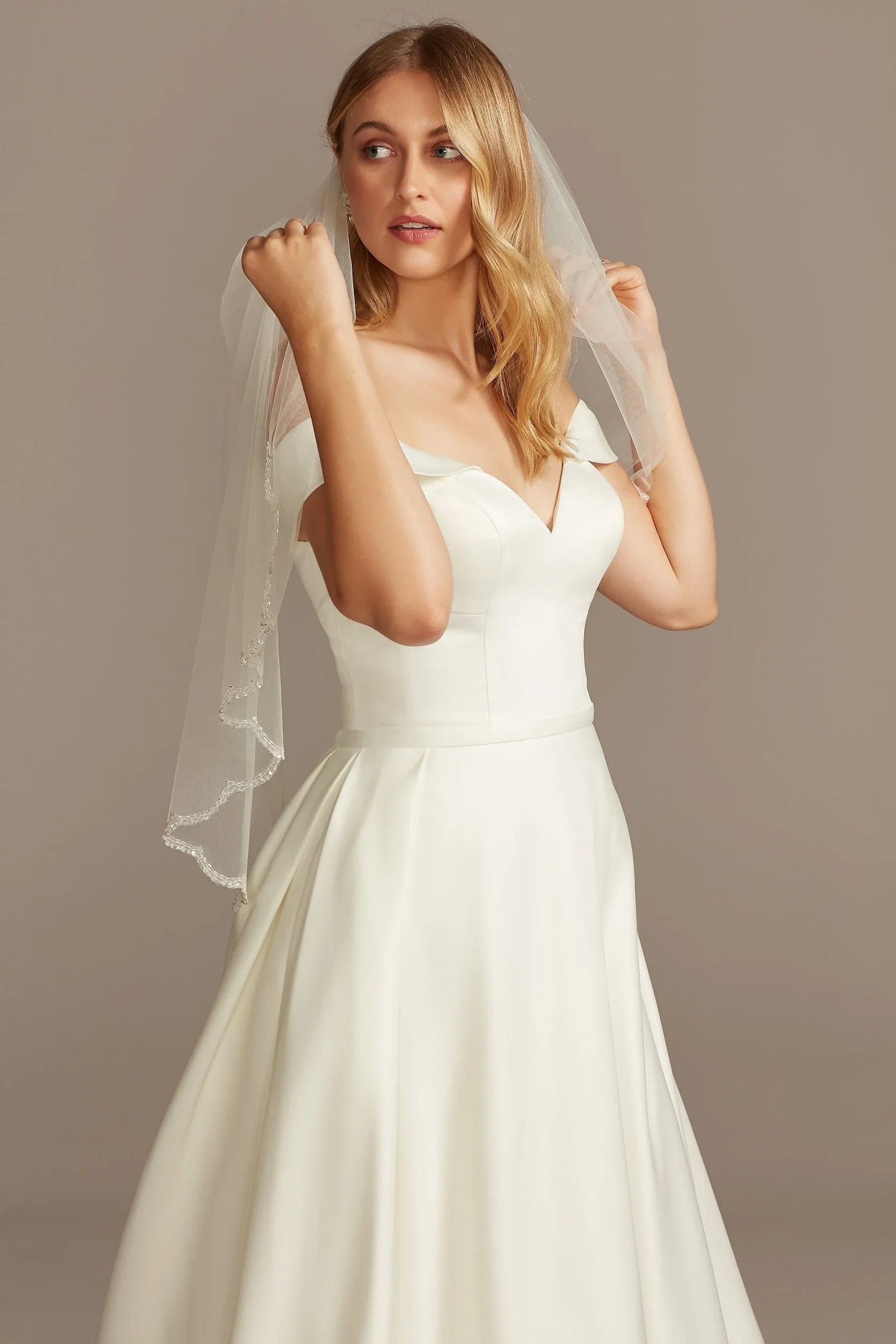 Mid-Length Veil with Encrusted Scallop Edge