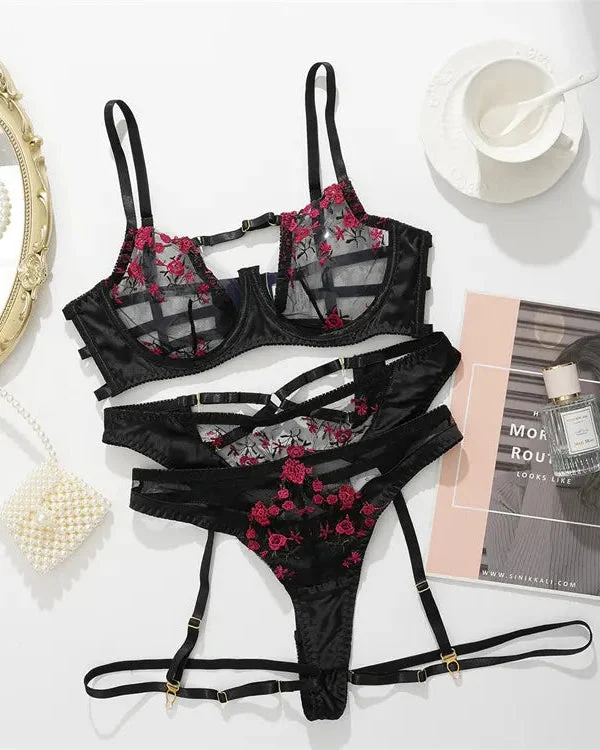 Never Promised You a Rose Garden – Black & Red Lace Lingerie Set