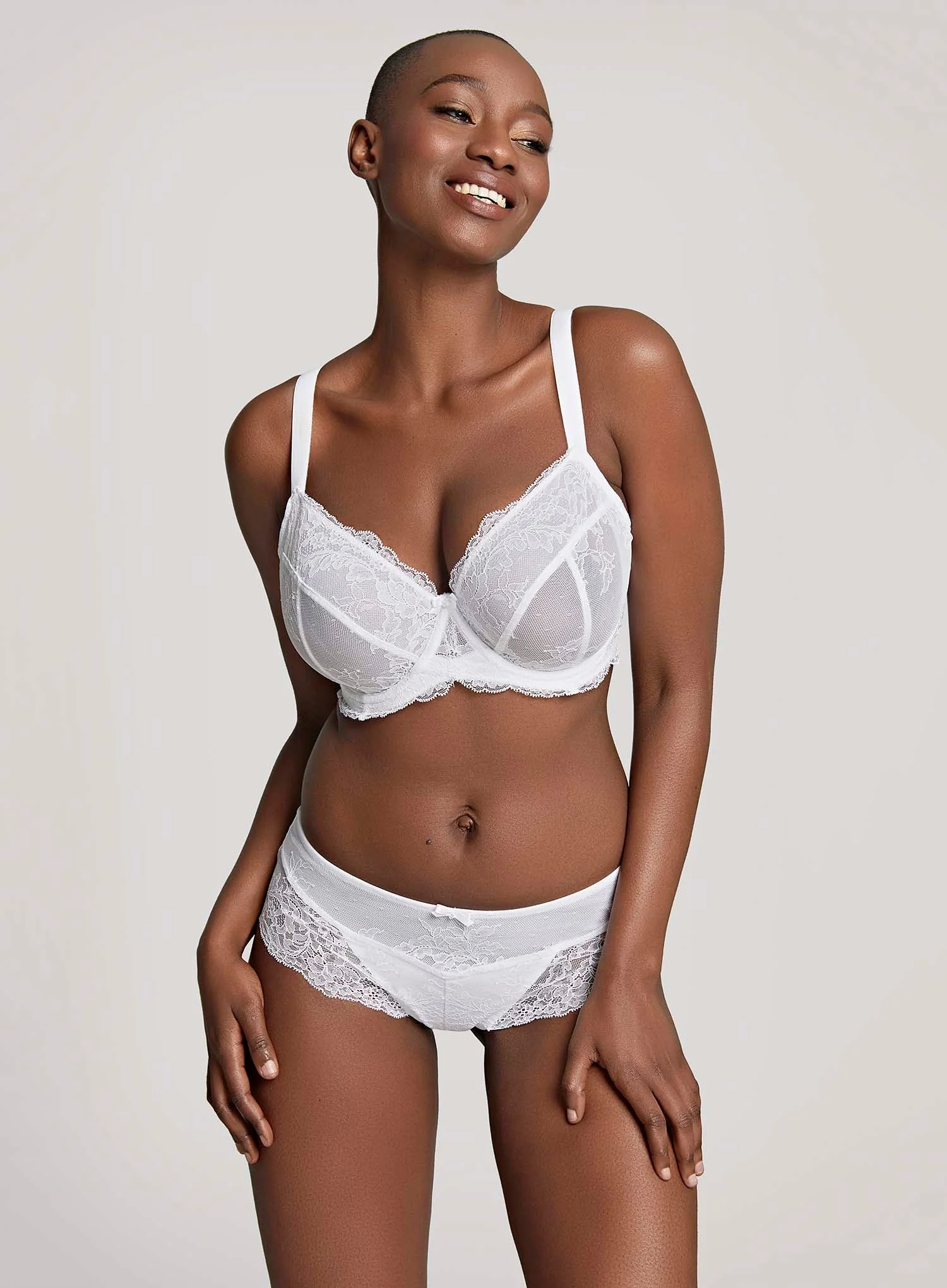 Panache: Ana Brief White
