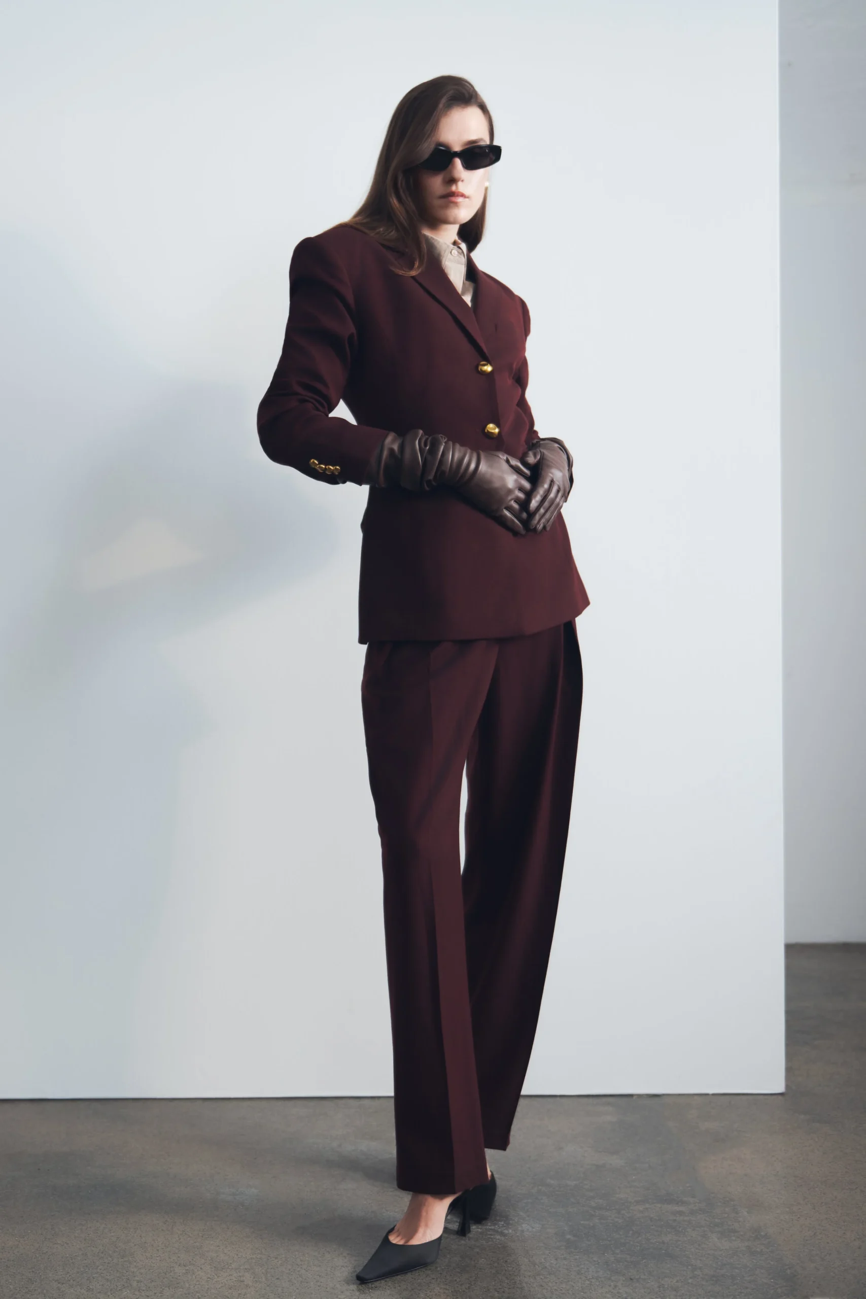 PenelopePleated High Waisted Pants - Mahogany