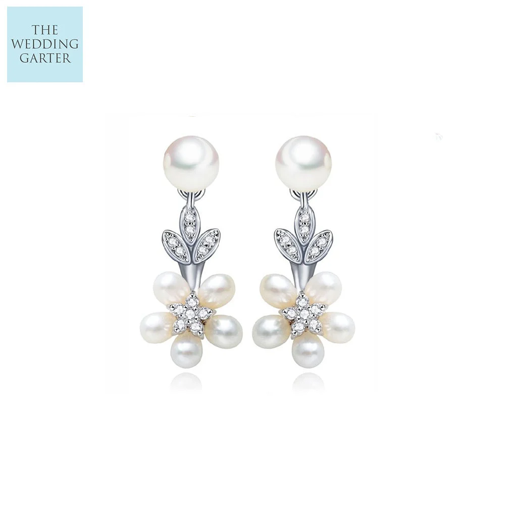 Pretty Freshwater Pearl Silver Cubic Zirconia Earrings