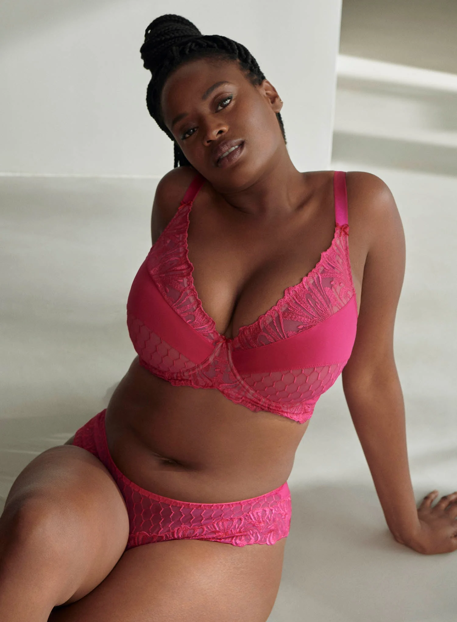Primadonna: Disah Half Padded Plunge Underwired Bra Electric Pink