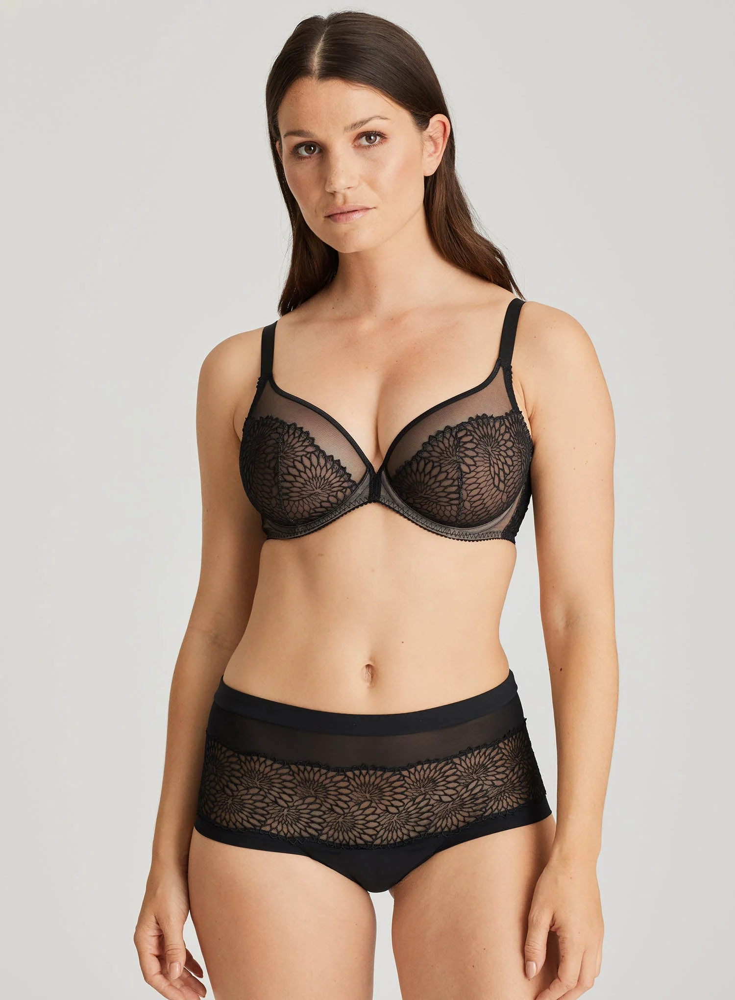 Primadonna: Sophora Deep Plunge Balcony Bra Black