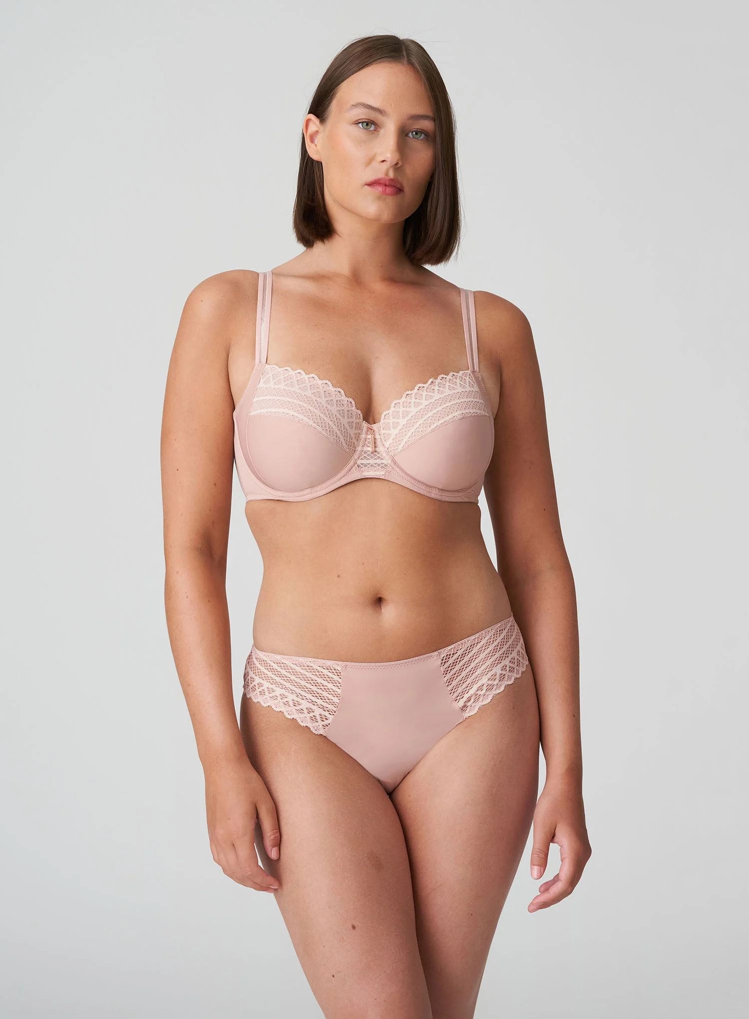 Primadonna Twist: East End Full Cup Wire Bra Powder Rose