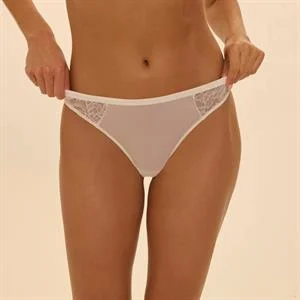 Radieuse Tanga