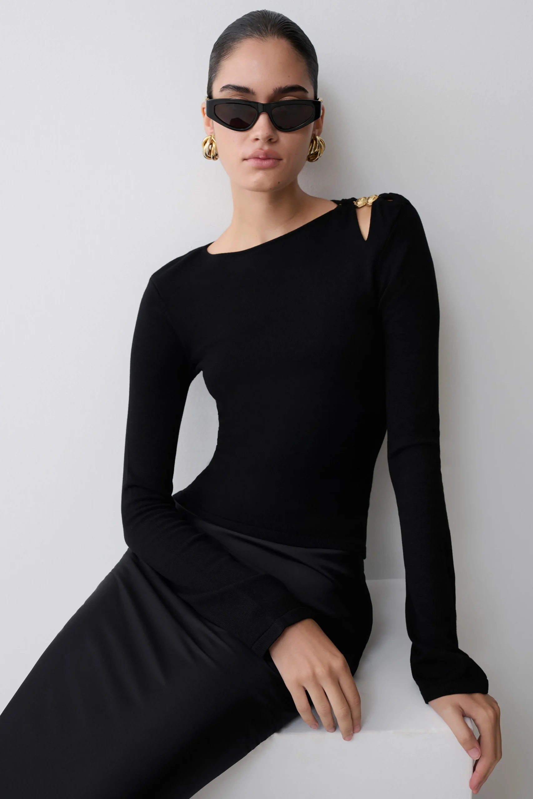 RickyKnit Long Sleeve Longline Top - Black
