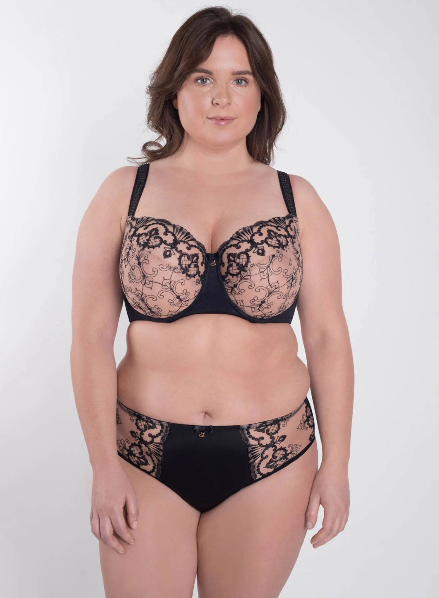 Samanta Lingerie: Perla Full Cup Bra Black