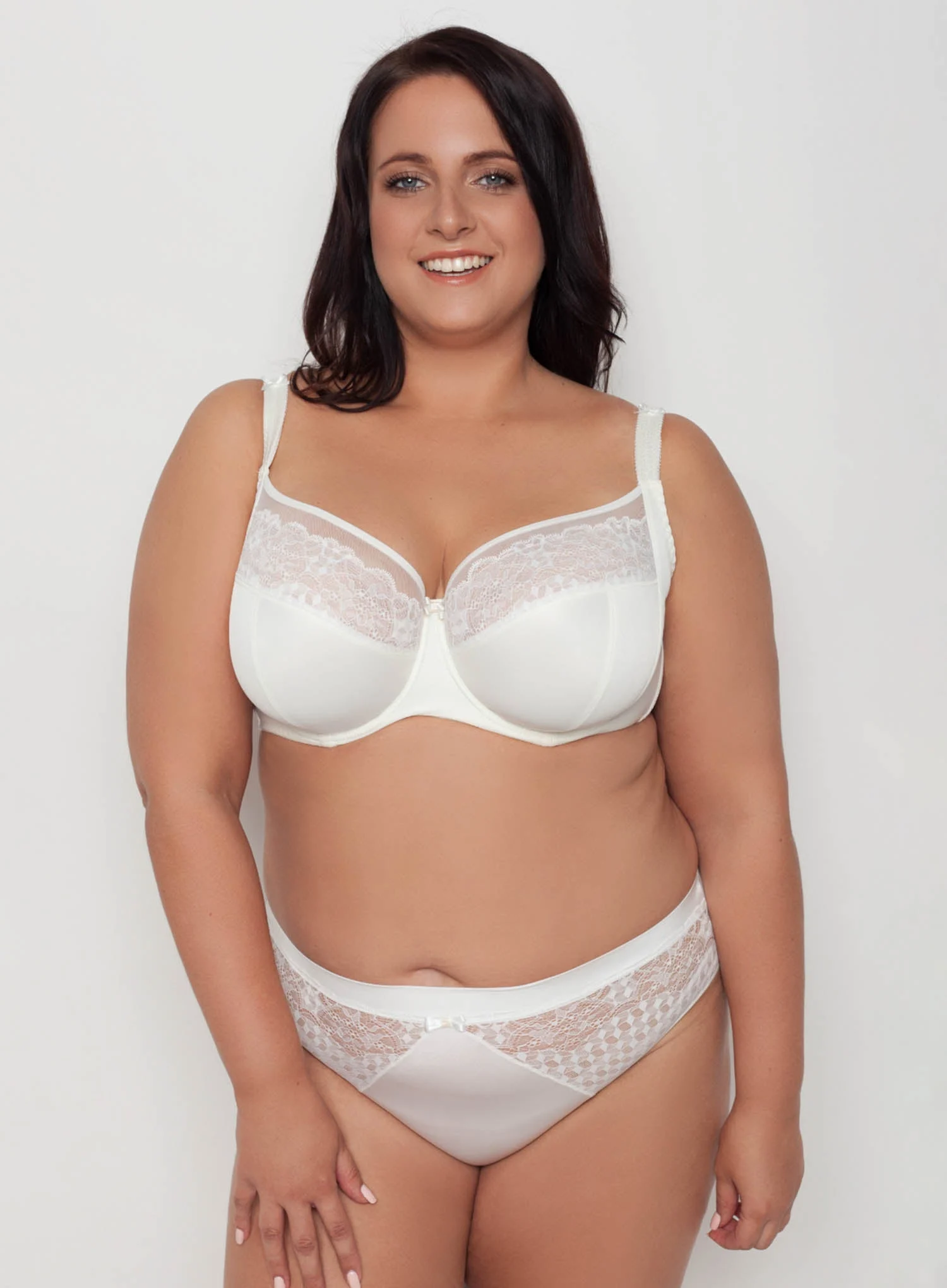 Samanta Lingerie: Rosalia Full Cup Side Support Bra Ivory