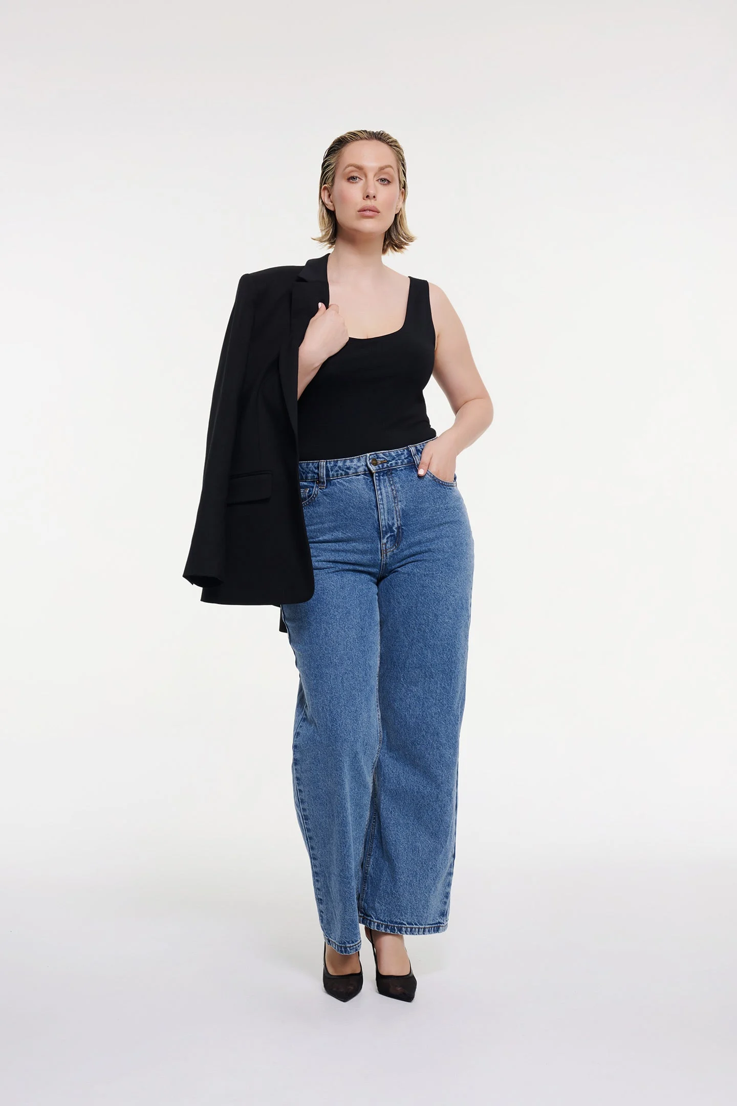SLEEVELESS BODYSUIT