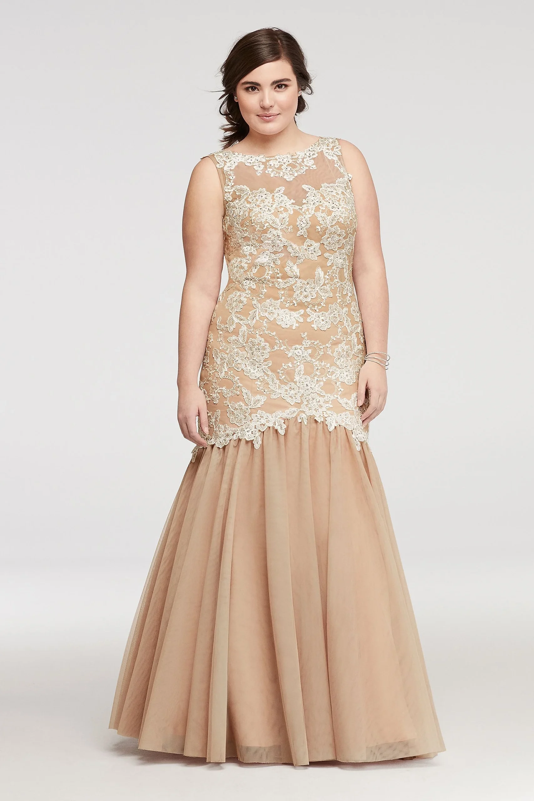 Sleeveless Lace Prom Dress with Mesh Mermaid Skirt