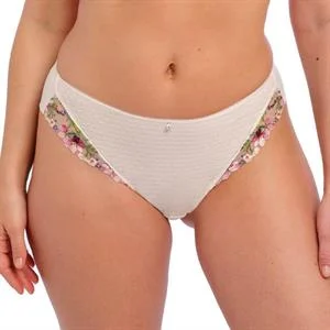 Marie Thong