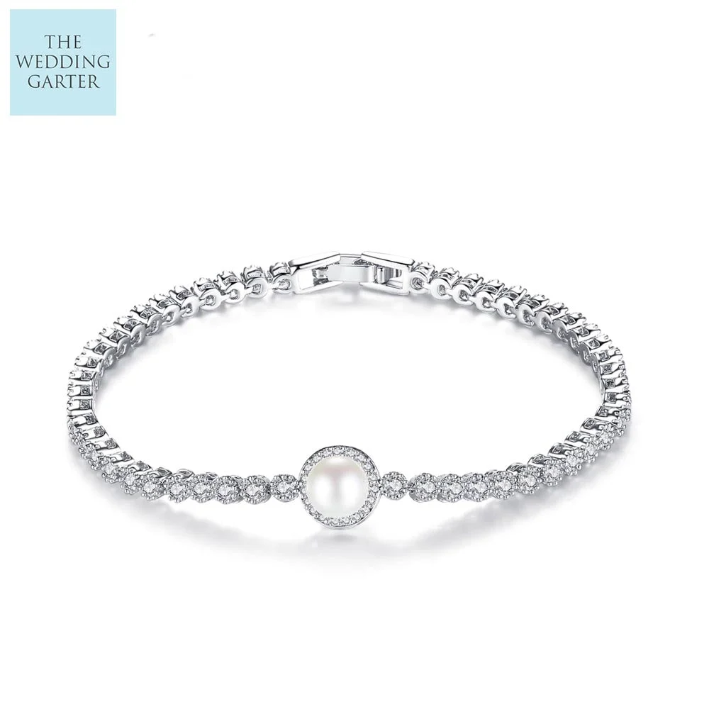 Sweet Pearl & Cubic Zirconia Women's Bracelet