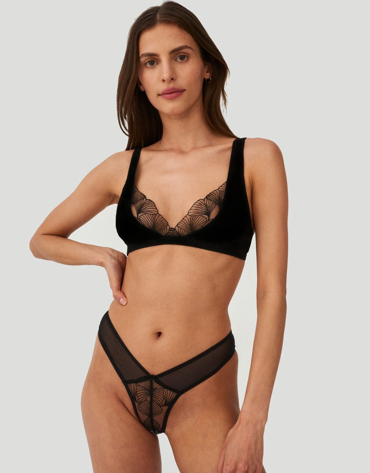 Te Amo Thong Black