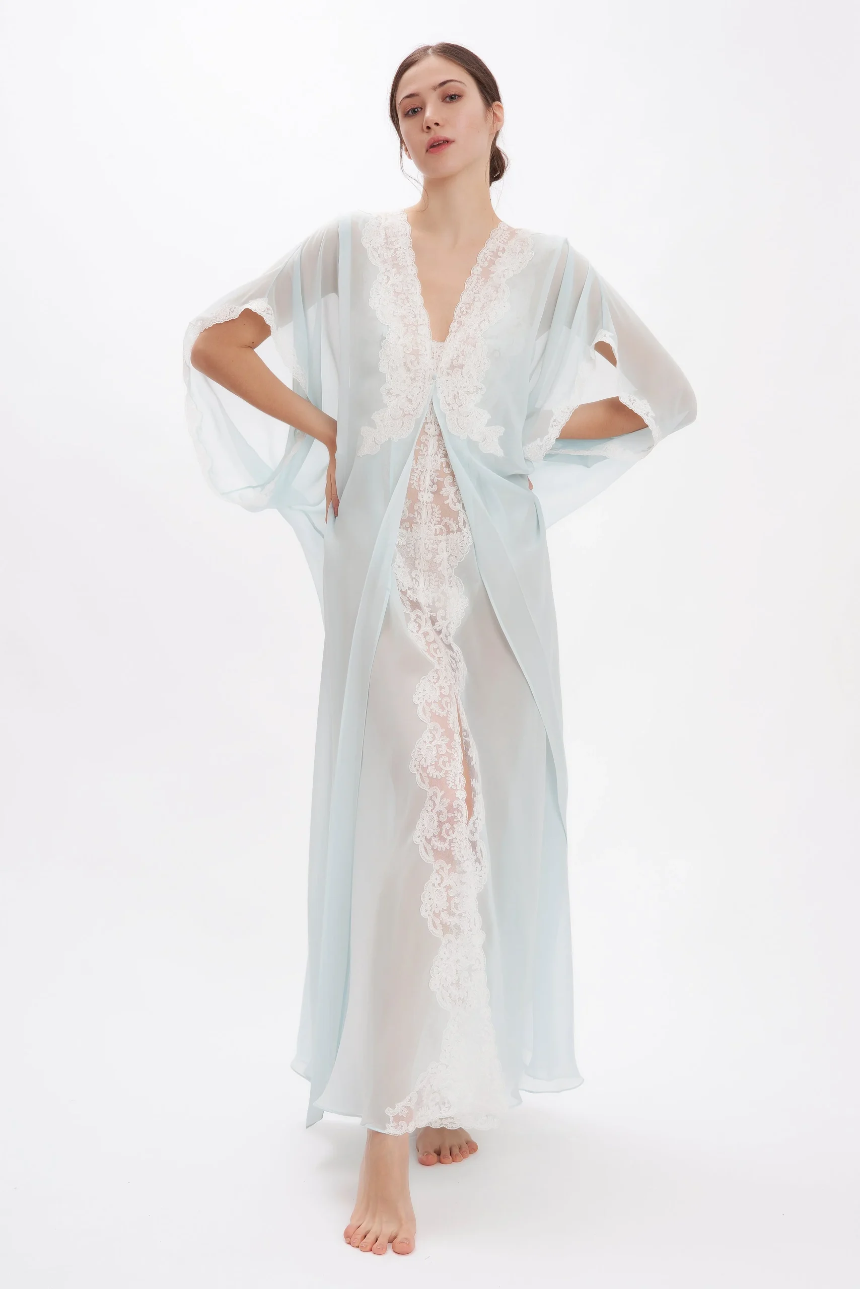 Thalia the Flourishing Robe