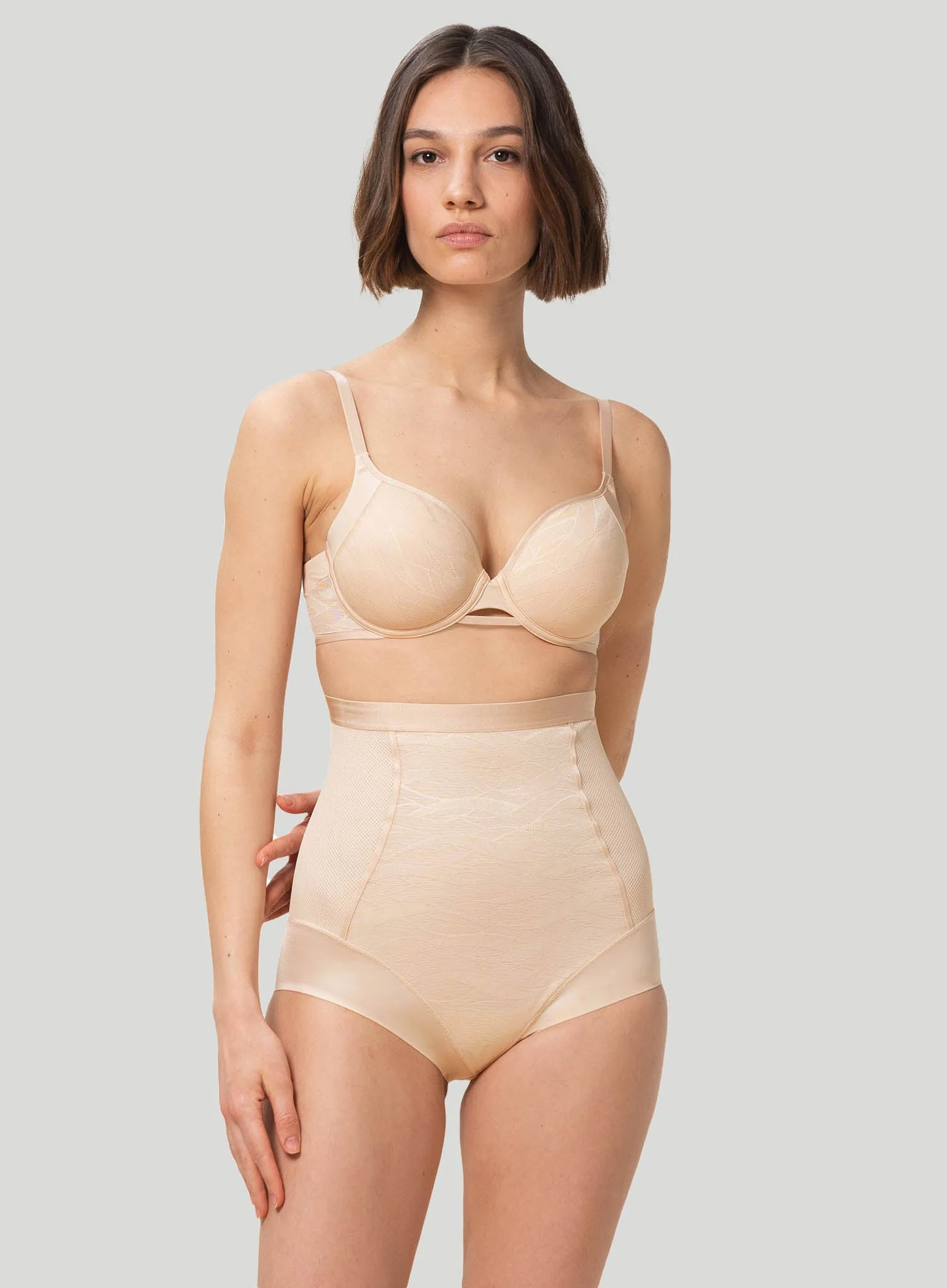 Triumph: Airy Sensation T Shirt Bra New Beige