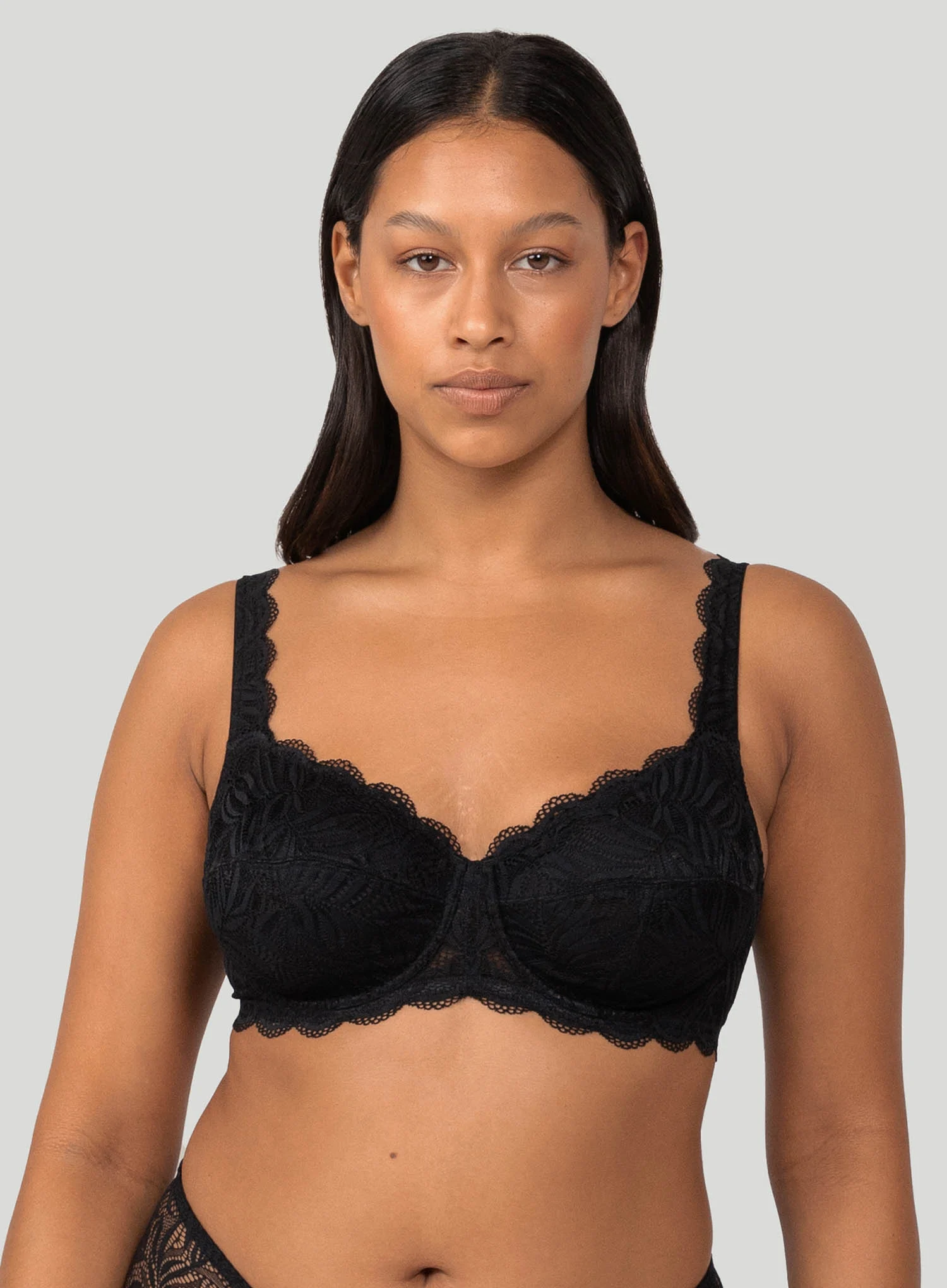 Triumph: Essential Lace Balconette Bra Black