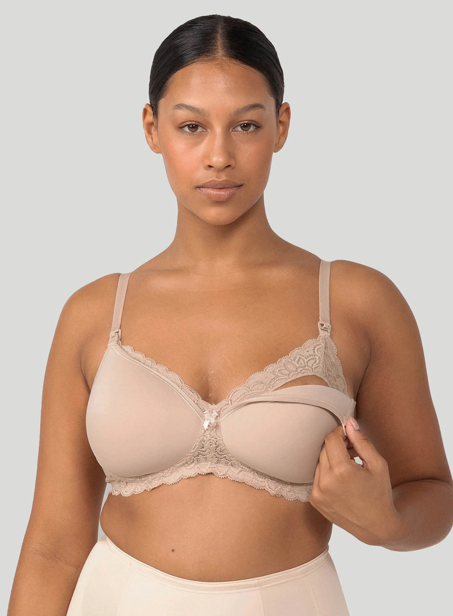 Triumph: Gorgeous Mama Lace Maternity Bra Nude