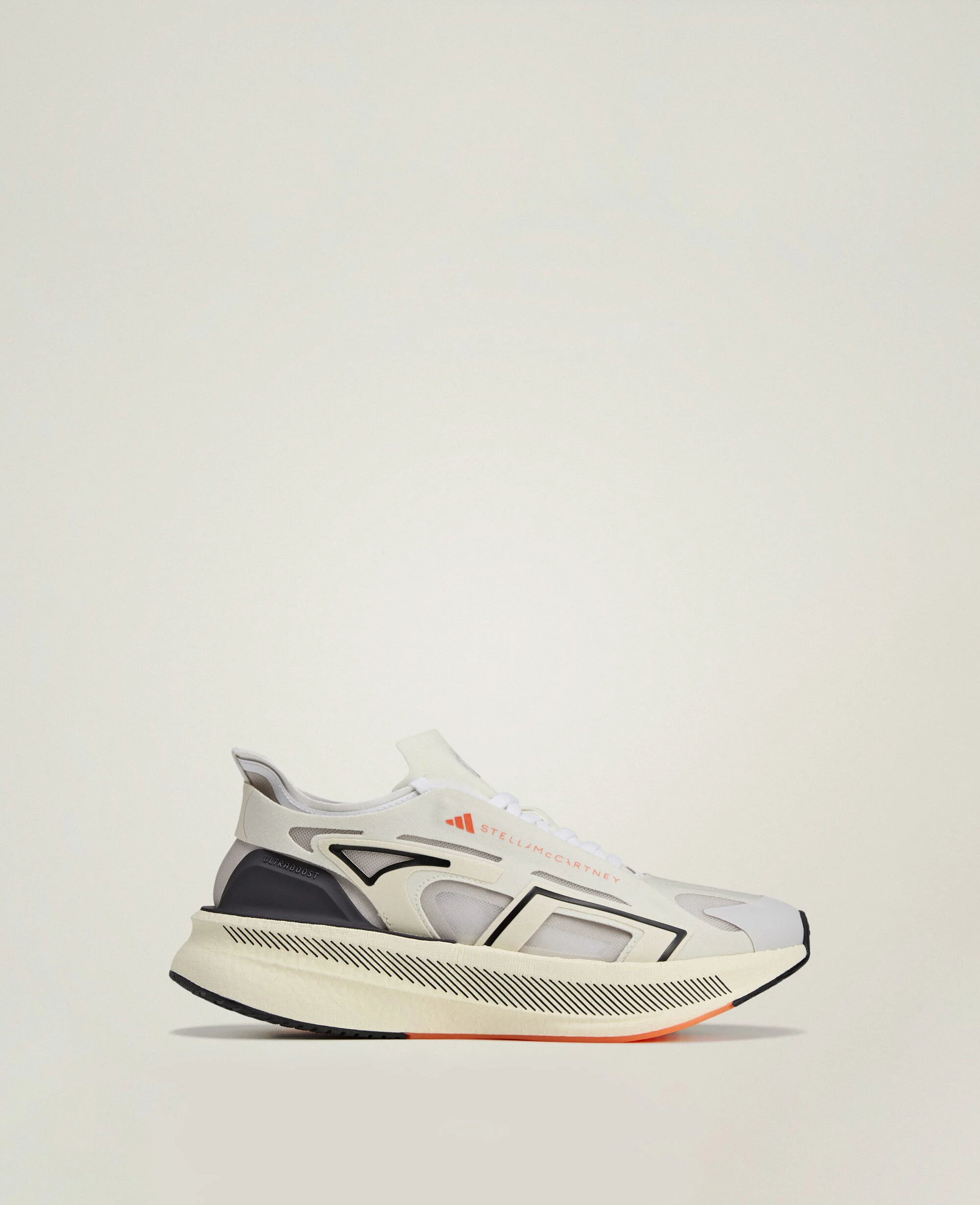 UltraBOOST 5 Running Trainers