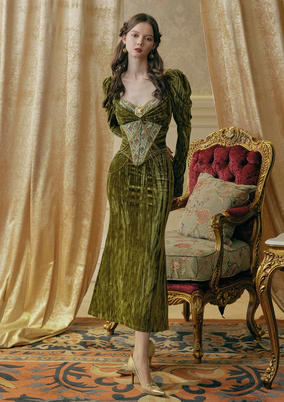 （US Exclusive）Medusa's Sovereign Gown