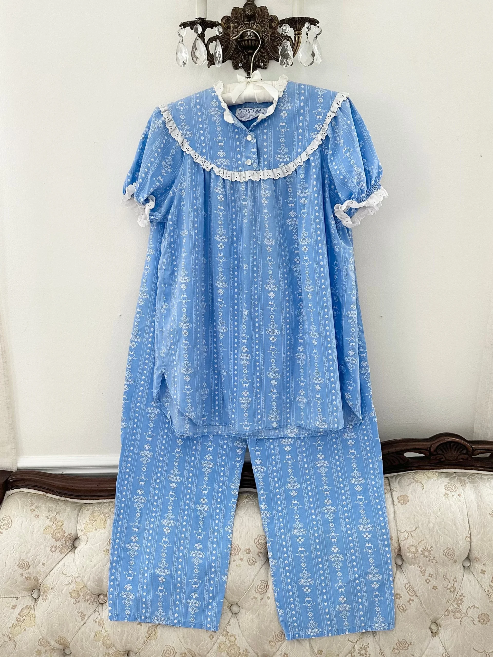 Vintage 1950s Blue Eyelet Pajama Set (L)