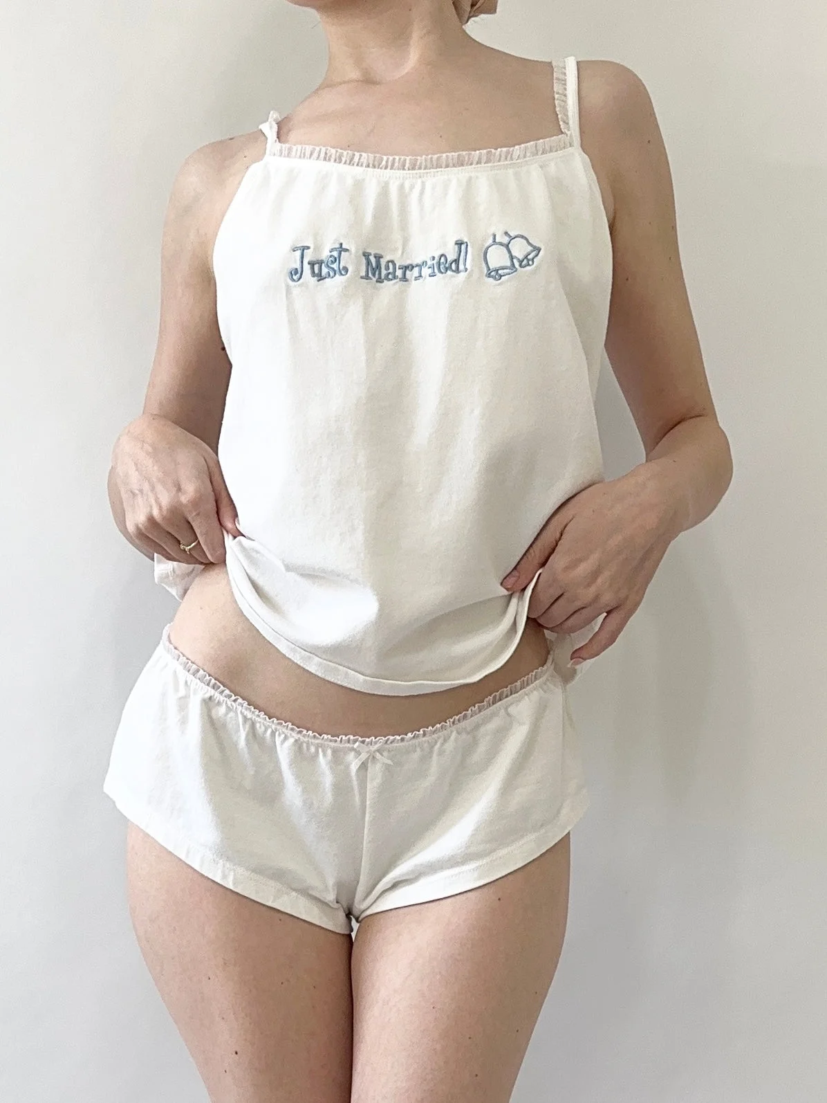 Vintage “Just Married” Embroidered Bridal Lounge Set (M/L)