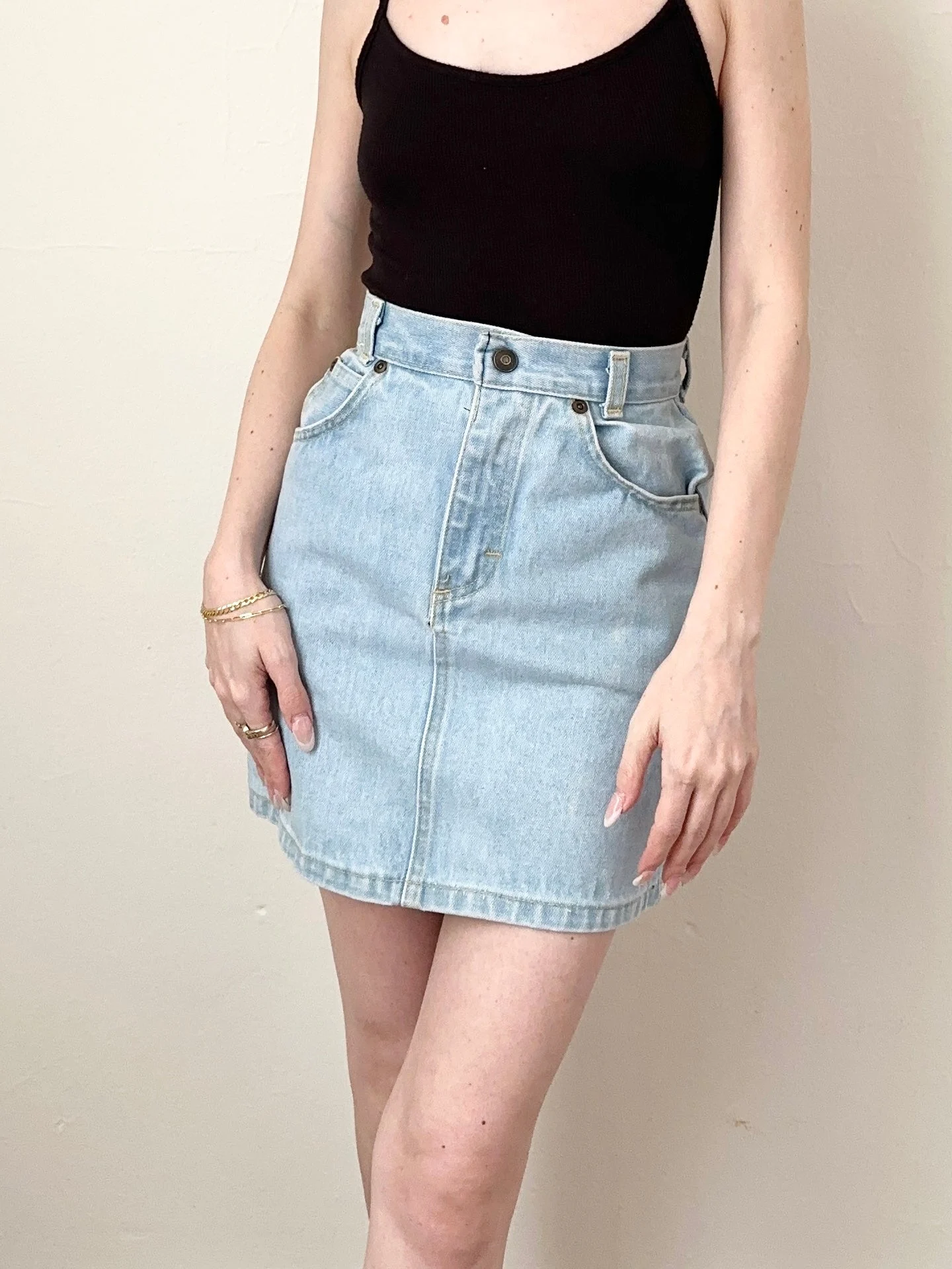 Vintage Light Wash 100% Cotton Denim Skirt (XXS, 22”)