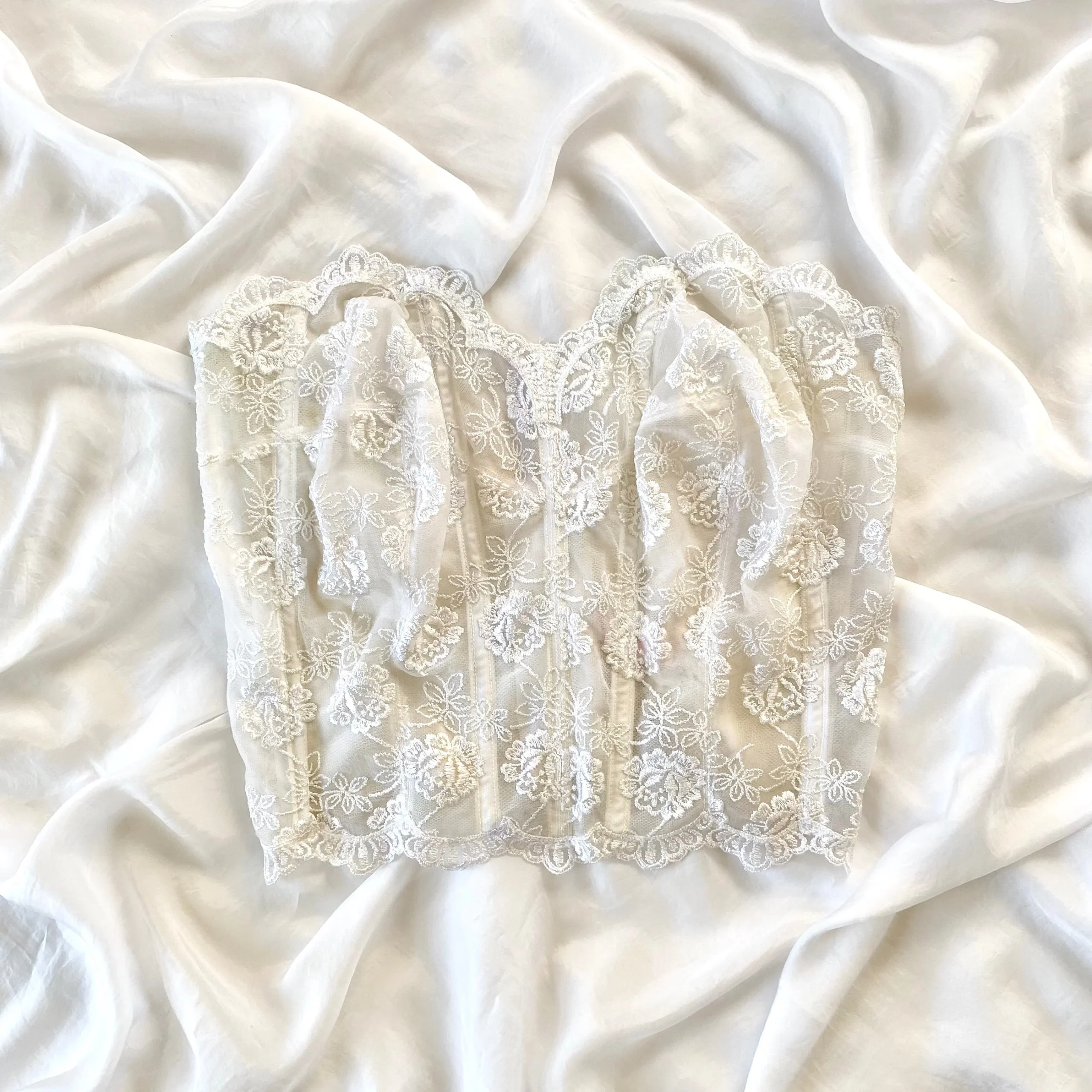 Vintage Victoria's Secret 1990s Sheer White Lace Bustier (34B)