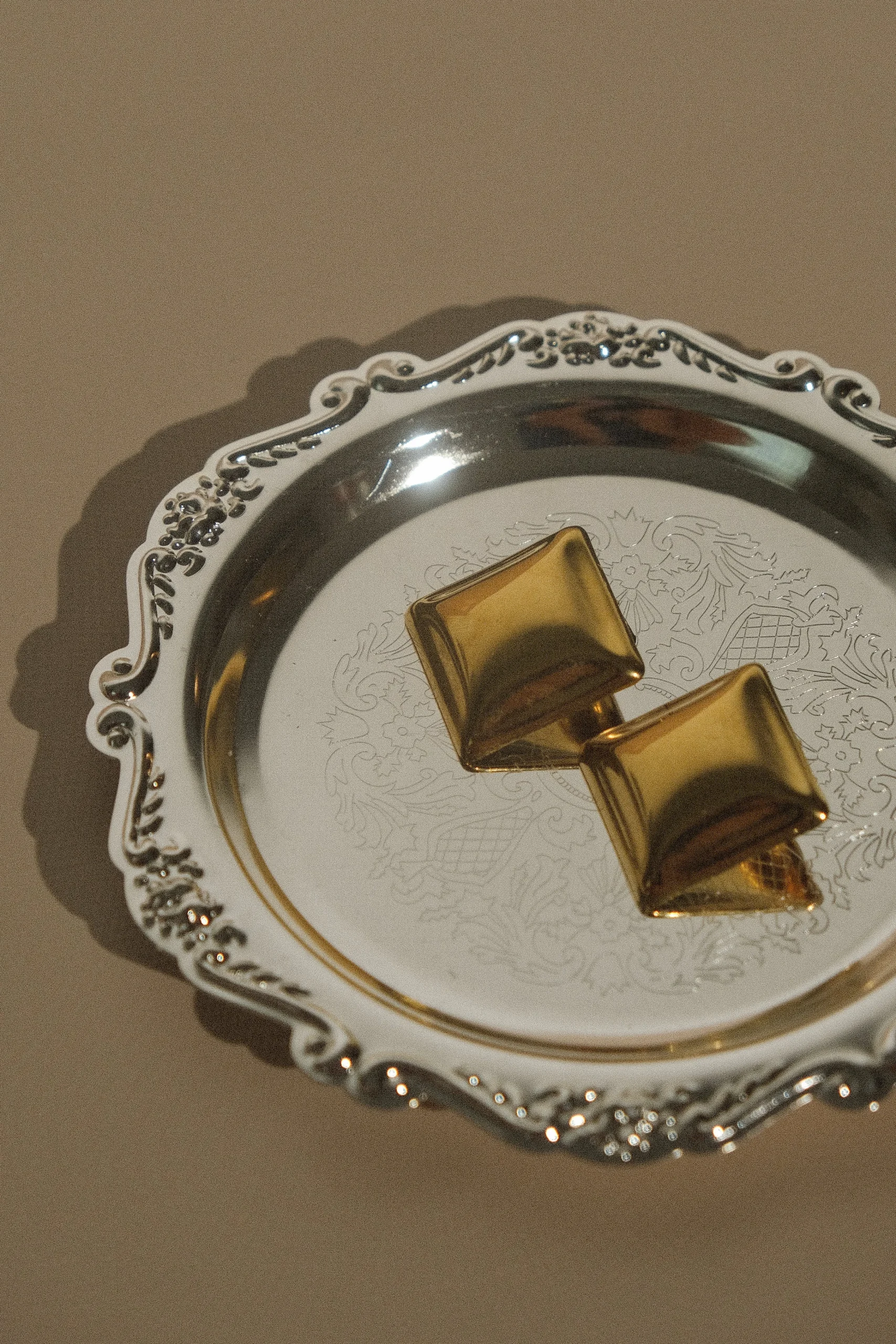 WilmaFINAL SALESquare Earrings - Gold