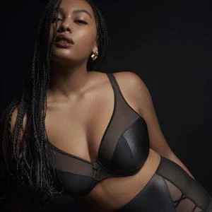 Zipolite Half Padded Plunge Bra